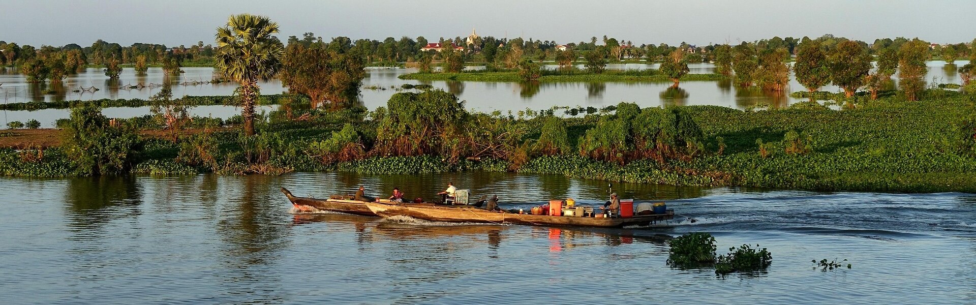 Capture the authentic charm of Cambodia’s cultural scene